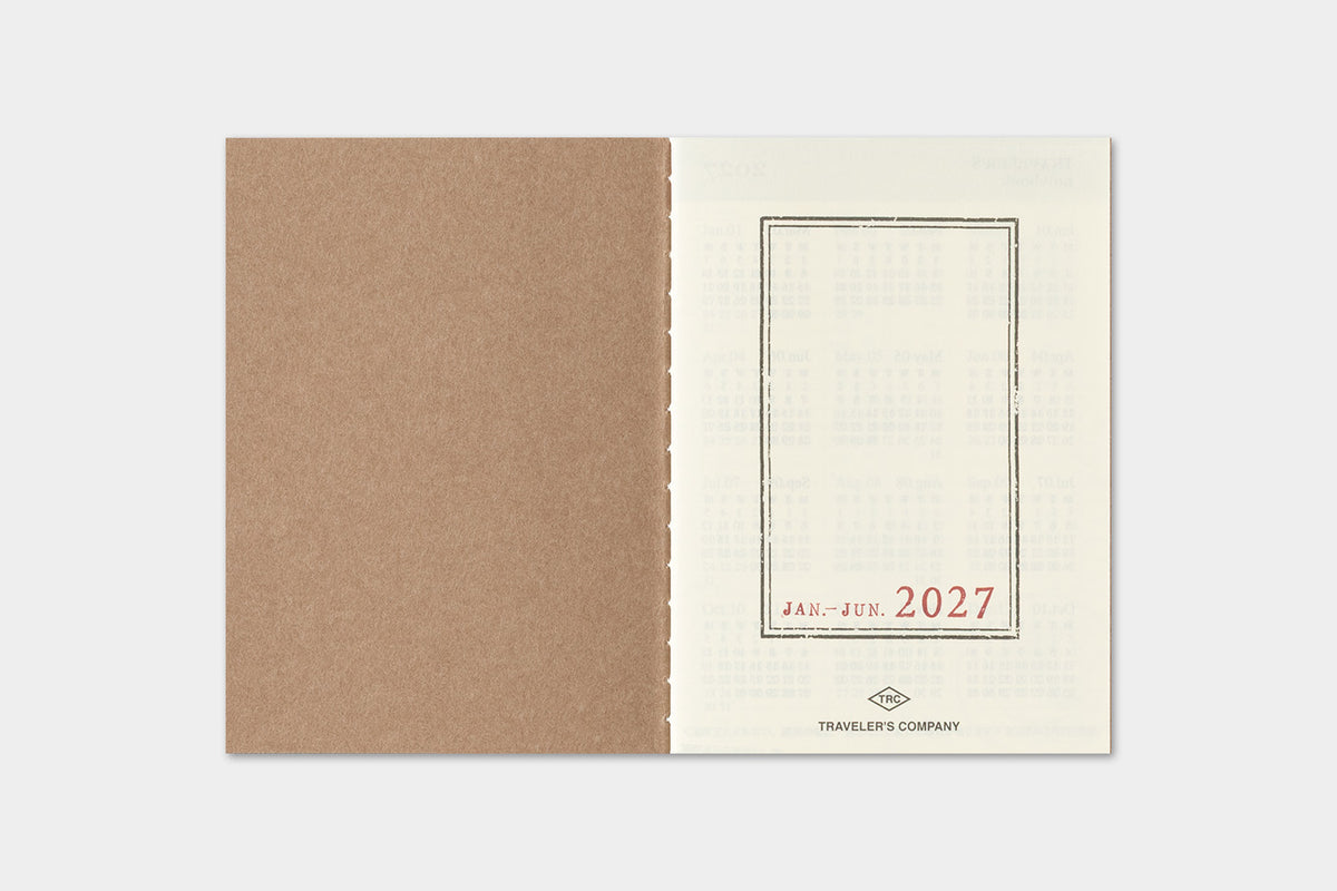 Traveler's Company 2027 Weekly (Passport Size) - forpöntun