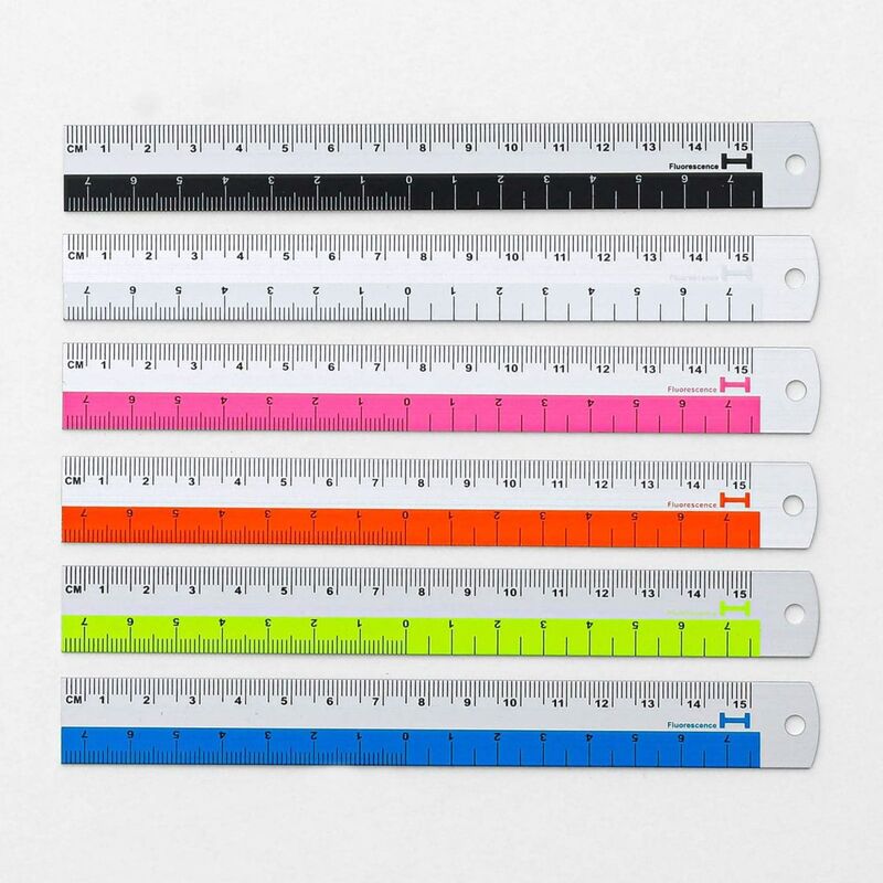 Reglustika úr áli (15 cm) - svört