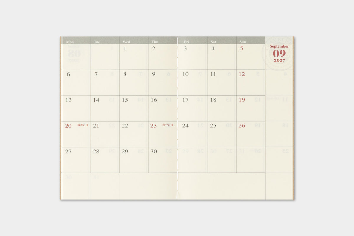Traveler's Company 2027 Monthly (Passport Size) - forpöntun