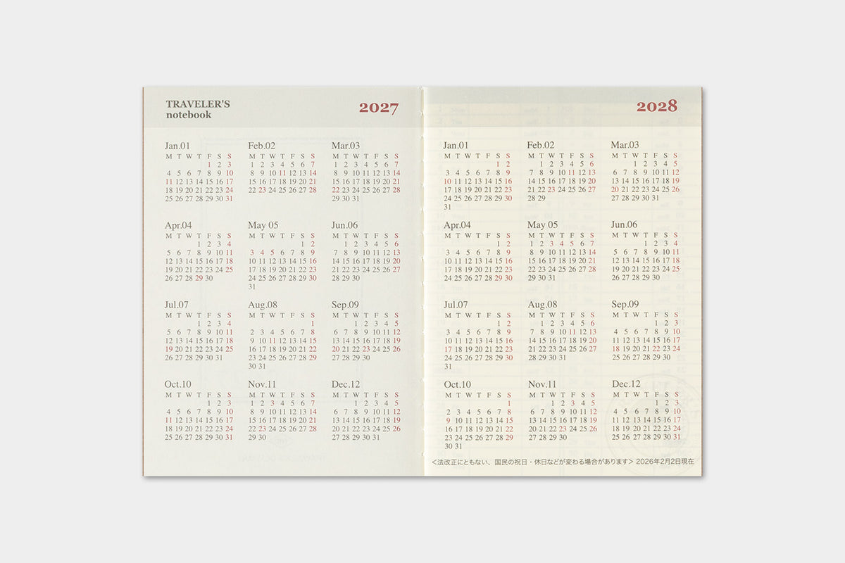 Traveler's Company 2027 Weekly (Passport Size) - forpöntun
