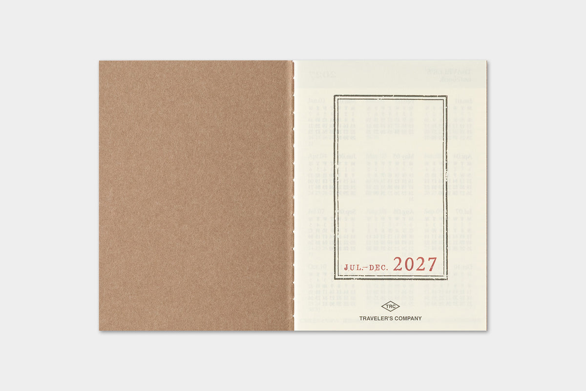 Traveler's Company 2027 Weekly (Passport Size) - forpöntun