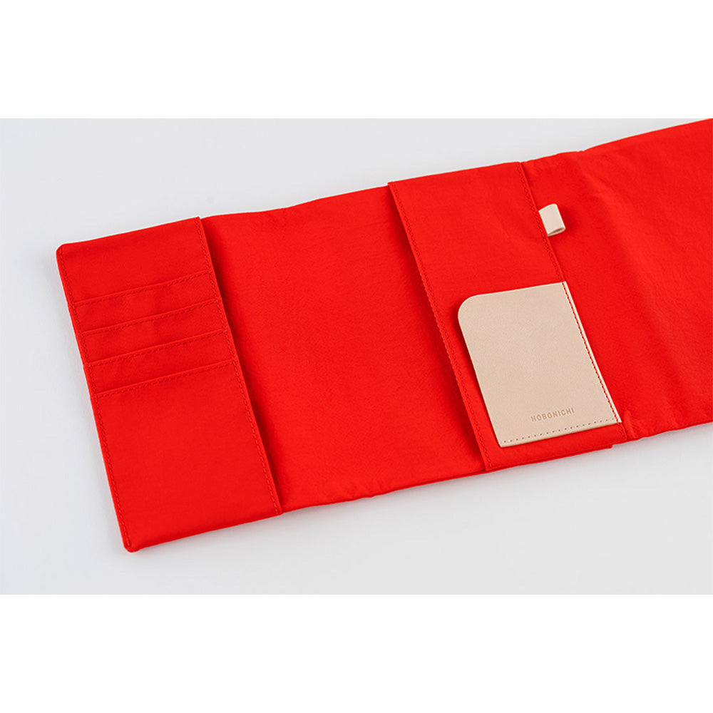 Tragen: Red [A6]