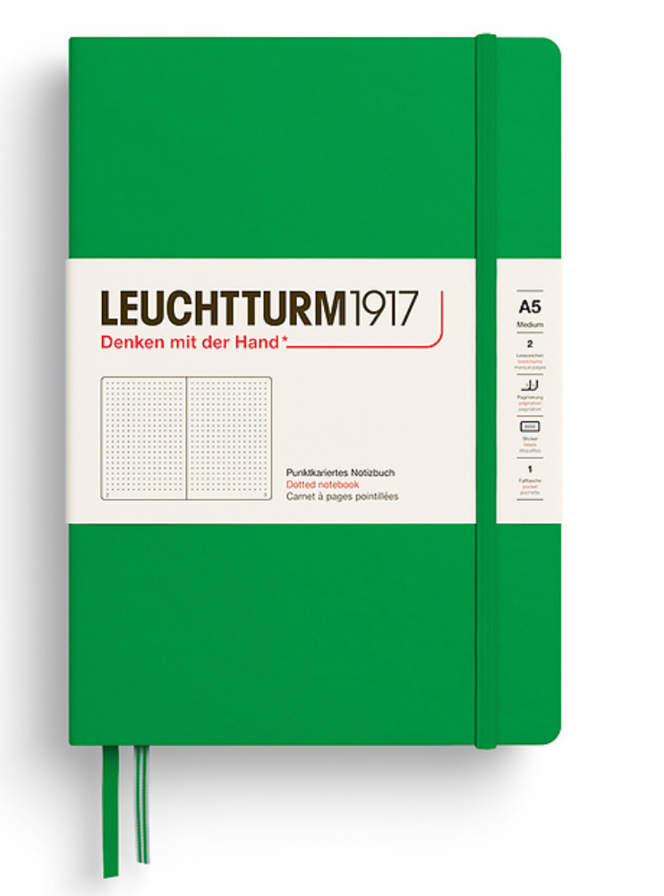 Leuchtturm1917 (A5) harðkápa með doppum - Spring Leaf