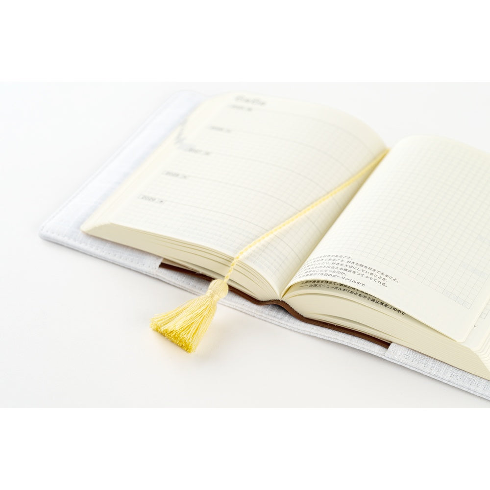 iyo okumi: Hobonichi 5-Year Techo Gift Edition - haconiwa (2026-20230)