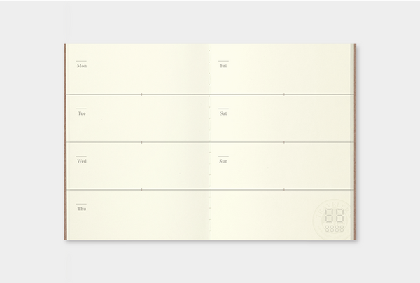 007 Passport Size - Free Diary (Weekly)